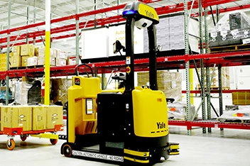 Reducing costs with robotic forklifts 